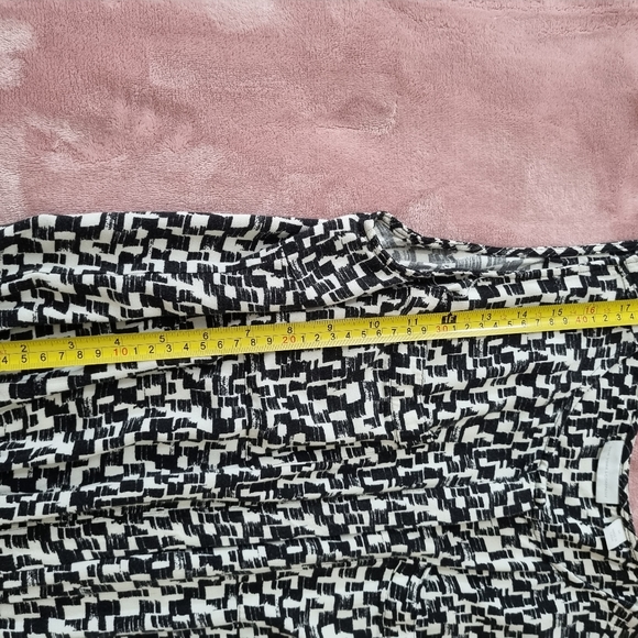 New York & Company black and white  patterned jumpsuit Size M - Picture 7 of 10